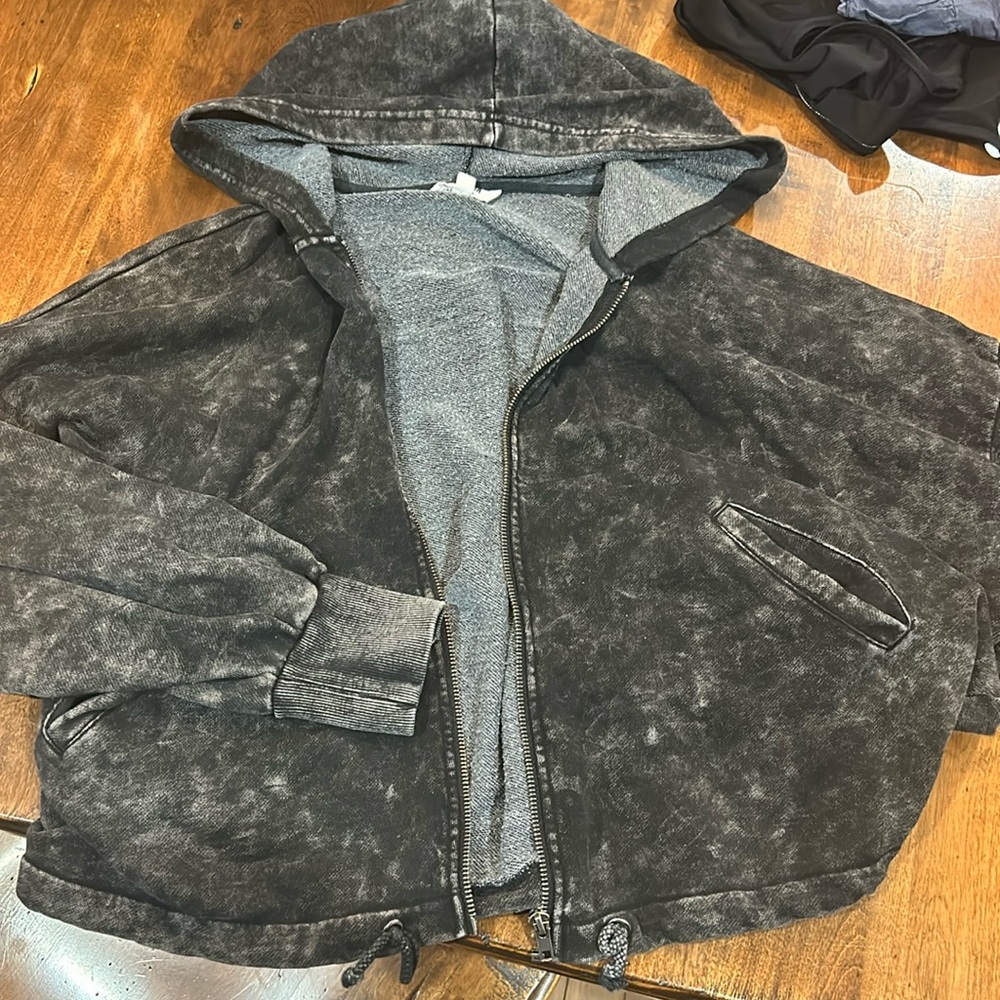 Steve Madden zip up